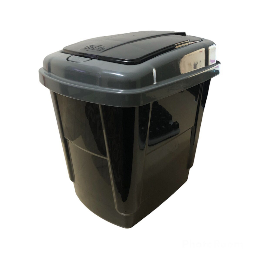 Imagem do produto LIXEIRA PIA PLAST 4,5L PT 8258PT AT BRASIL