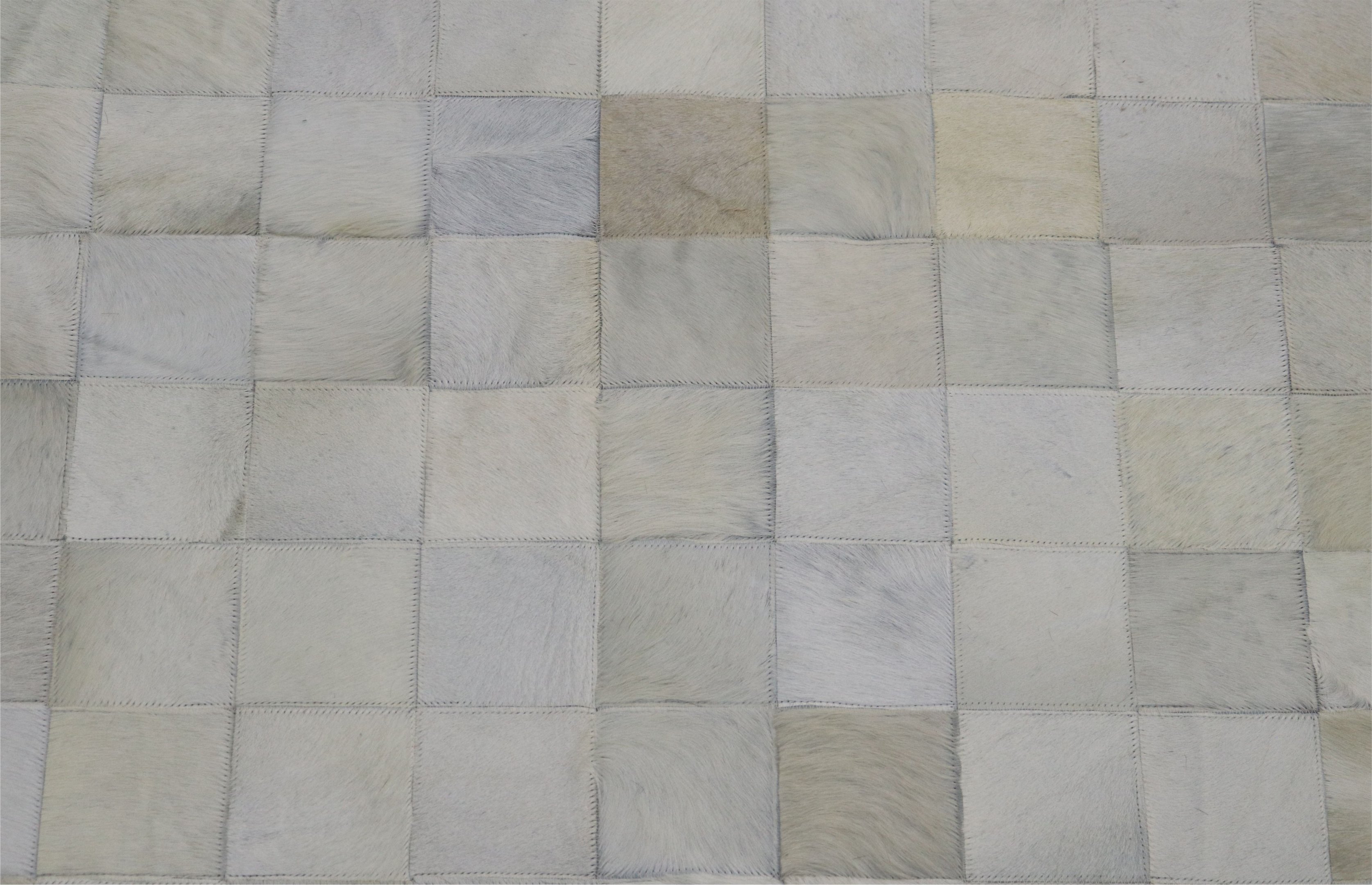 Imagem do produto COURO BOV C/ PELO MANUFATURADO MN 20-A OFF WHITE ZIG 3,00X2,