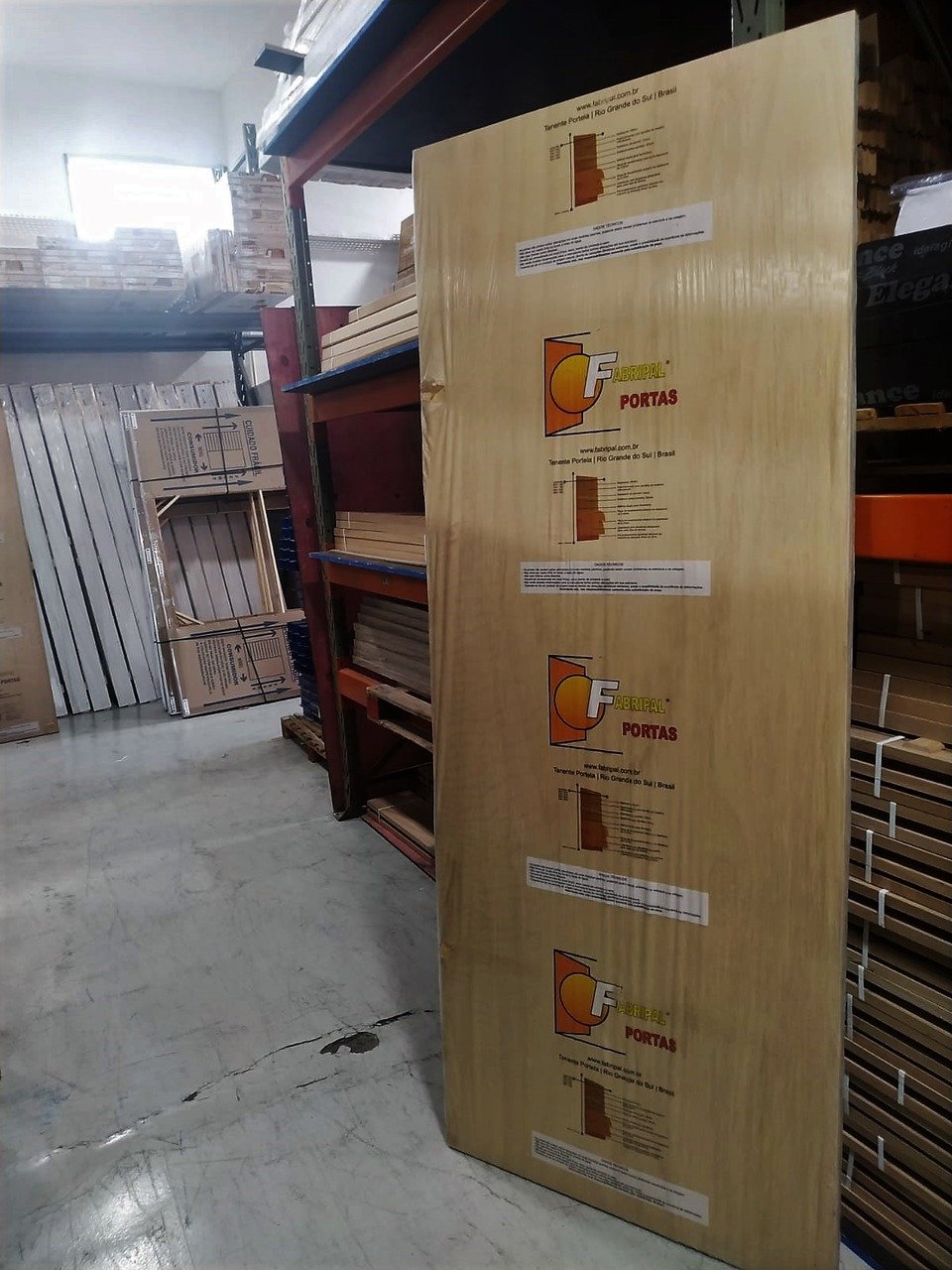 Imagem do produto PORTA SEMI OCA FABRIPAL IPE 2.10X0.70CM